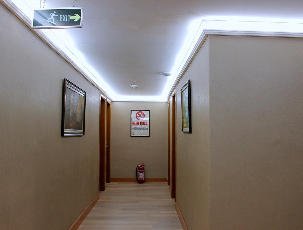 Hotel Buyuk Paris Istanbul Exterior foto