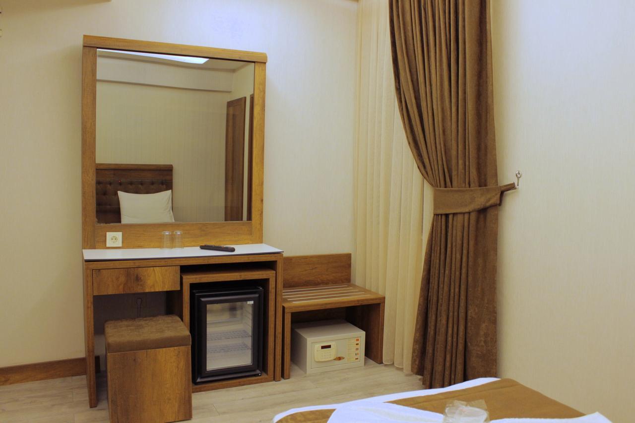 Hotel Buyuk Paris Istanbul Exterior foto
